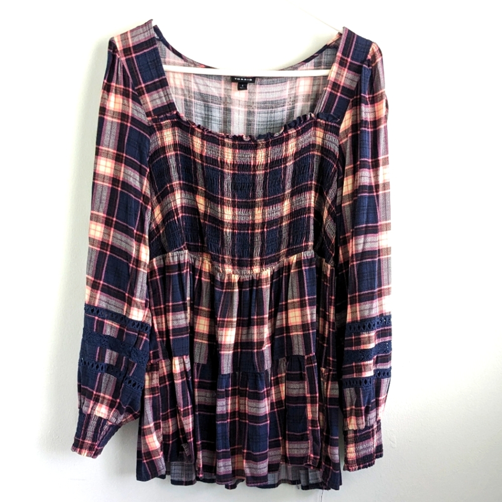 Torrid Size 1 Navy Blue & Pinky Peach Plaid Long Sleeve Peasant Top